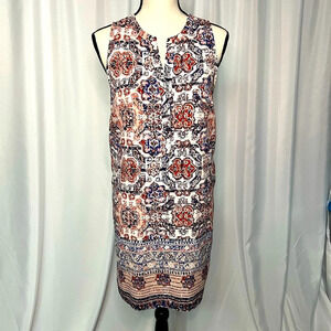 Elaine Rose Medallion Print V-Neck Hidden Button Front Shift Dress - size 6